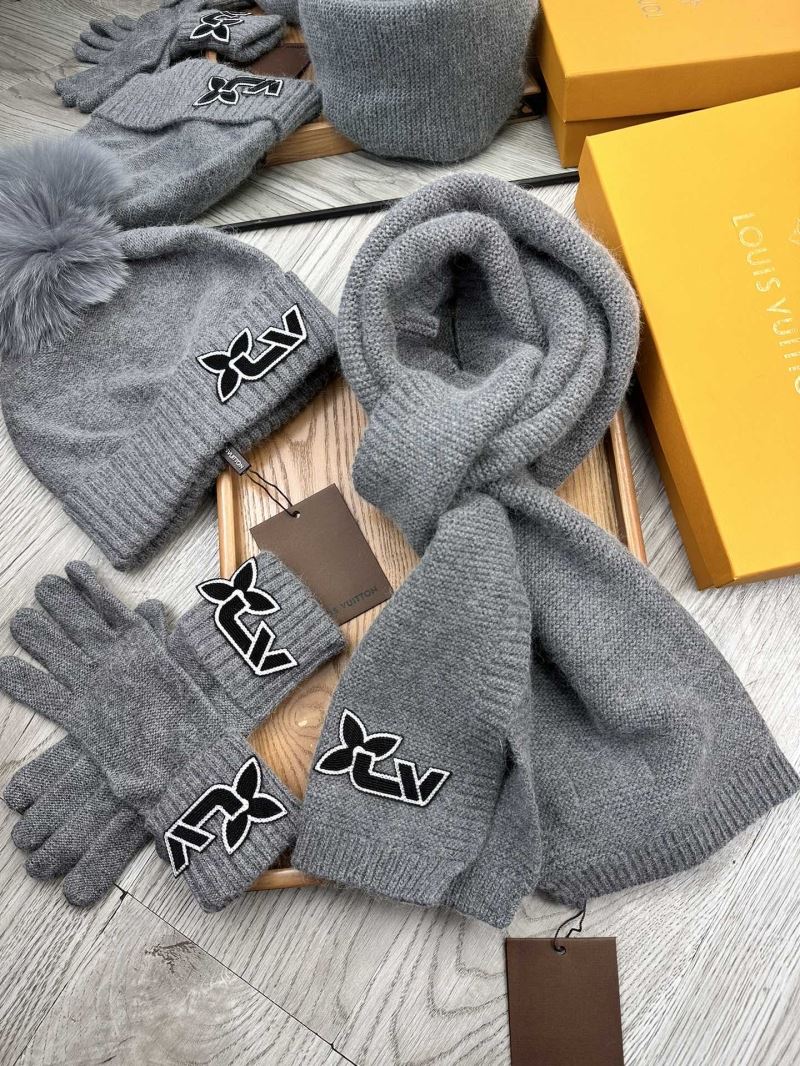 Louis Vuitton Caps Scarfs